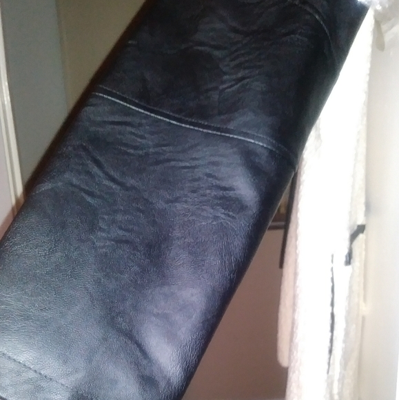 Jacket - Picture 6 of 6